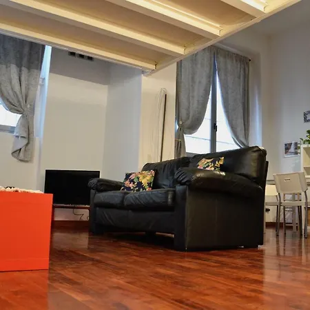 アパート Via Valtellina Loft