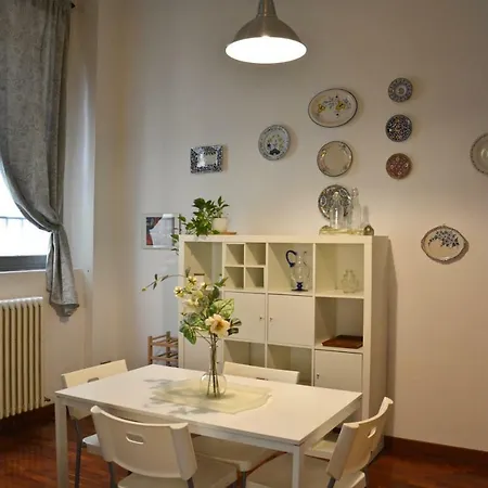 アパート Via Valtellina Loft *