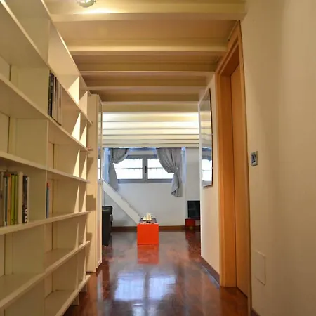 Via Valtellina Loft *