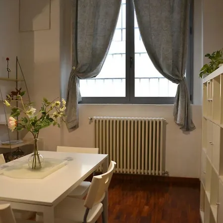 アパート Via Valtellina Loft *